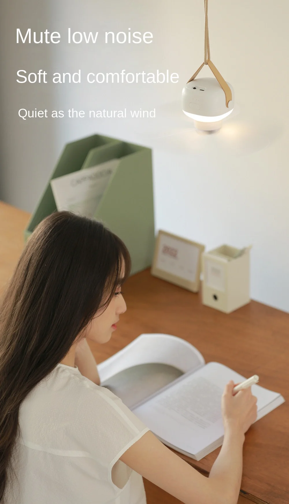 Portable wireless mini USB ceiling fan with remote control